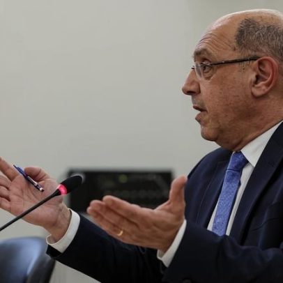 Ex-ministro afirma que a Força Aérea não garante emergência médica