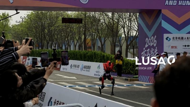 Robô humanoide vence meia-maratona em Pequim e supera recorde mundial humano