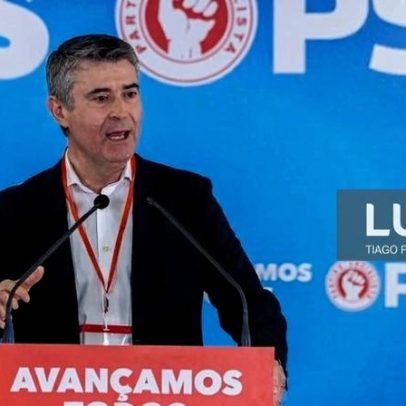 Carneiro avisa que não contam com o PS para alterações à lei laboral