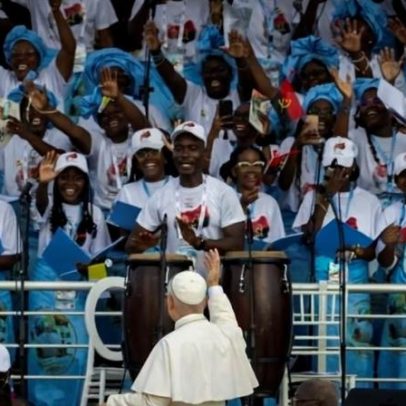 Leão XIV em Angola fala kimbundu e exorta jovens a um mundo sem guerras