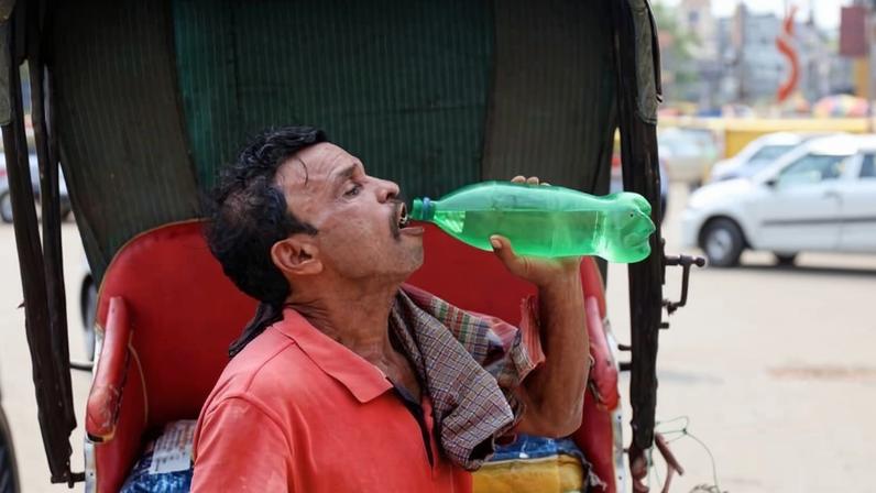 Índia emite alerta por onda de calor com temperaturas até 45°C