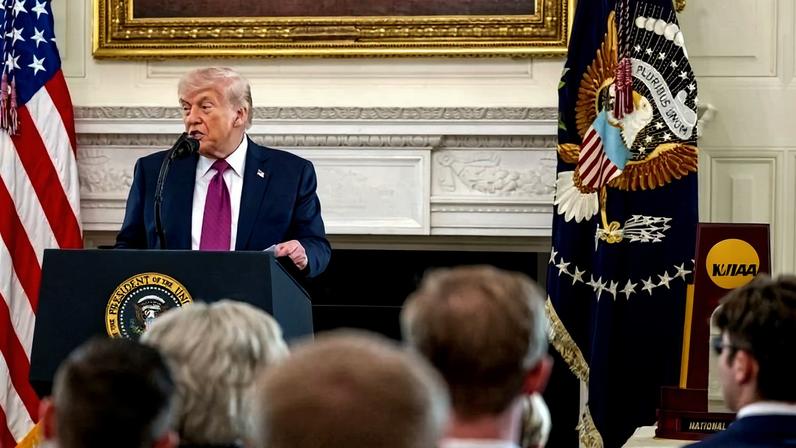 Trump ordena destruir barcos que lancem minas no estreito de Ormuz