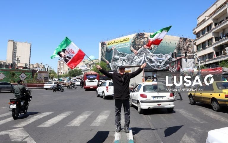 Teerã mantém Estreito de Ormuz fechado até fim do bloqueio dos EUA aos portos