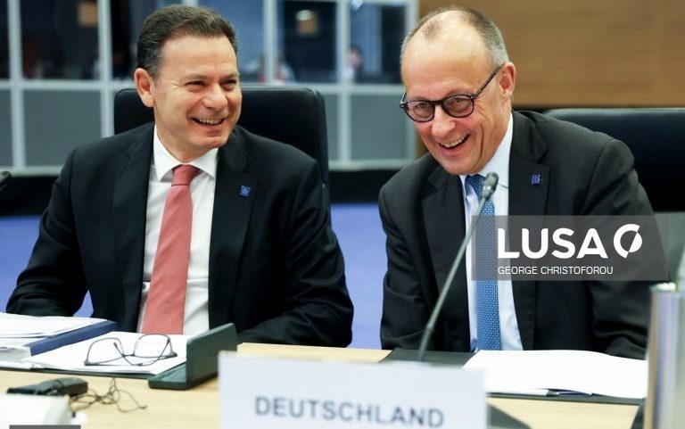 Montenegro avisa que se oporá ao orçamento da UE se desrespeitar a coesão