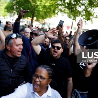 Uber afirma operação a correr normalmente, apesar de protestos de motoristas
