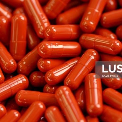 Angola defende produção nacional de medicamentos para reduzir dependência