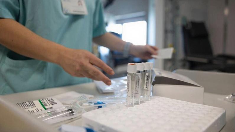 Administração e Sindicato têm visões diferentes sobre alegada escusa de cirurgiões