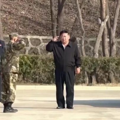 Kim Jong-Un acompanhou treino intenso do Exército com demonstrações de força