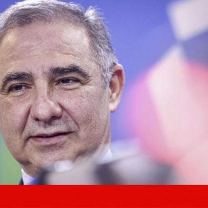 Líder do Governo dos Açores defende compensação pela Base de Lajes