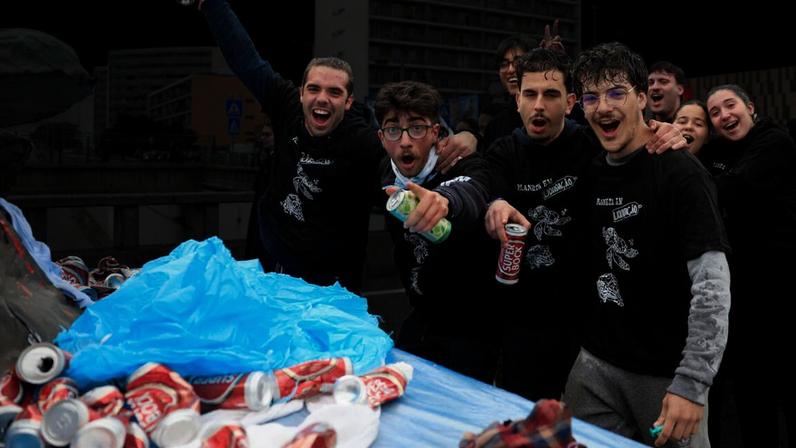 Crítica, orgulho e animação marcam cortejo do Enterro em Aveiro