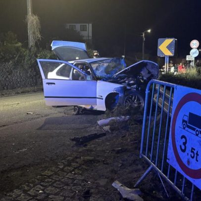 Choque frontal em Barcelos deixa dois feridos, um grave