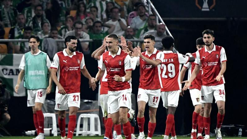 Minhotos vão defrontar o Friburgo nas meias finais