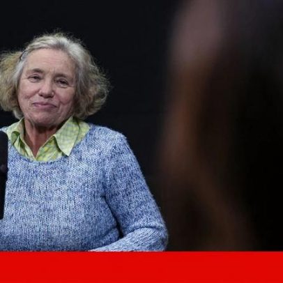 Carmelinda Pereira afirma que Soares a levava aos comícios para a apoiar