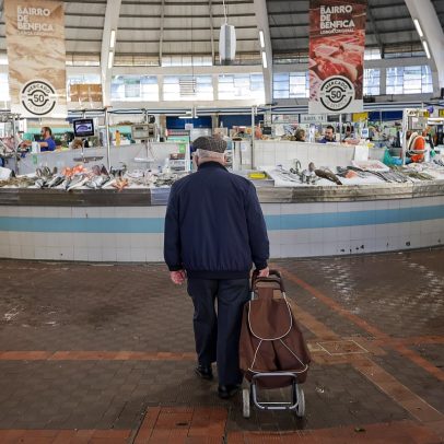 Famílias reduzem refeições diante de aumentos de preços elevados