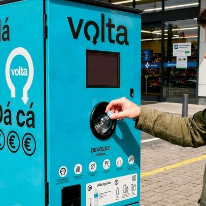 Como funciona o sistema que transforma garrafas e latas em dinheiro