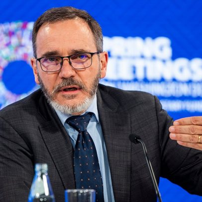 Guerra no Oriente Médio eleva crise energética e impacto económico, alerta FMI