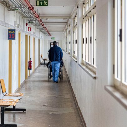 FMI alerta contenção de despesa em saúde para cumprir metas orçamentais