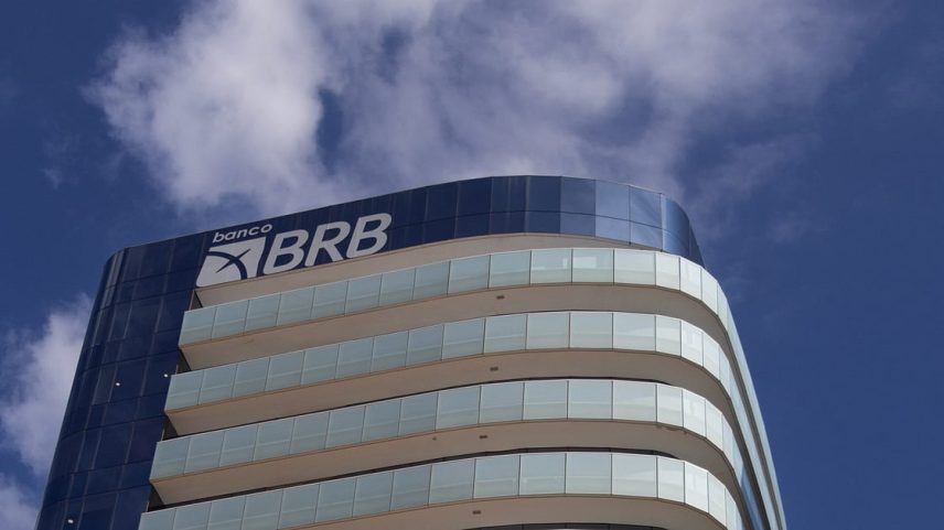 Imagem do ex-presidente Paulo Henrique Costa