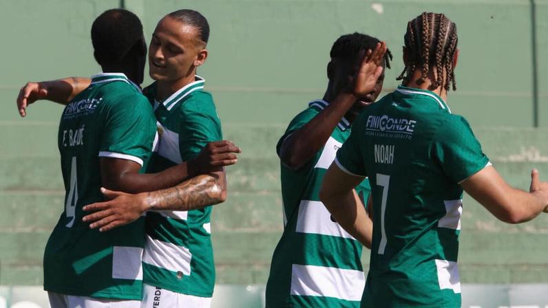 Leça recebe o Vianense na primeira jornada da fase de subida