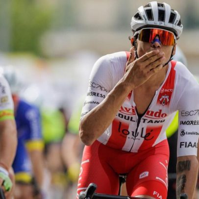 Tomas Contte vence no sprint a primeira etapa do Grande Prémio O Jogo