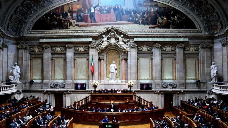 UGT convoca secretariado extraordinário para decidir acordo com a lei laboral