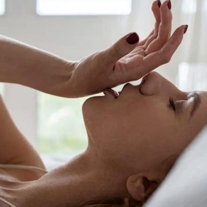 Falta de orgasmos faz mulheres desvalorizar o prazer; estudo aponta pouca ajuda masculina