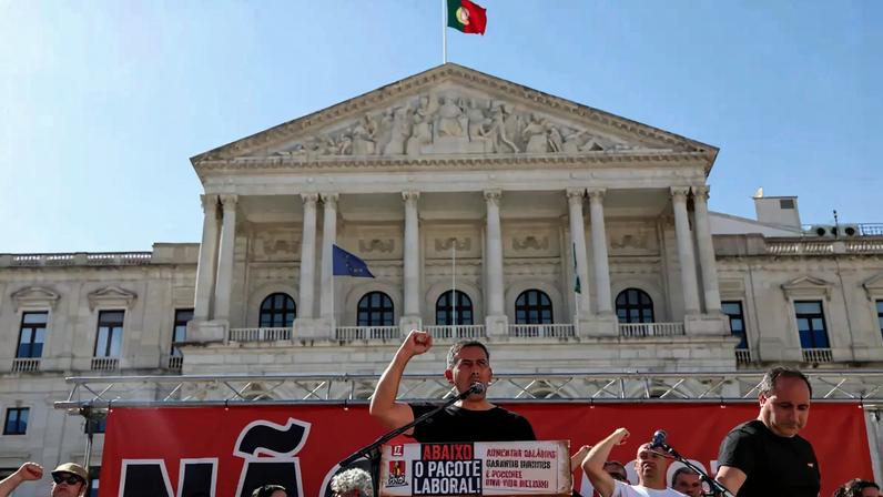 CGTP espera que a UGT não assine acordo sobre lei laboral