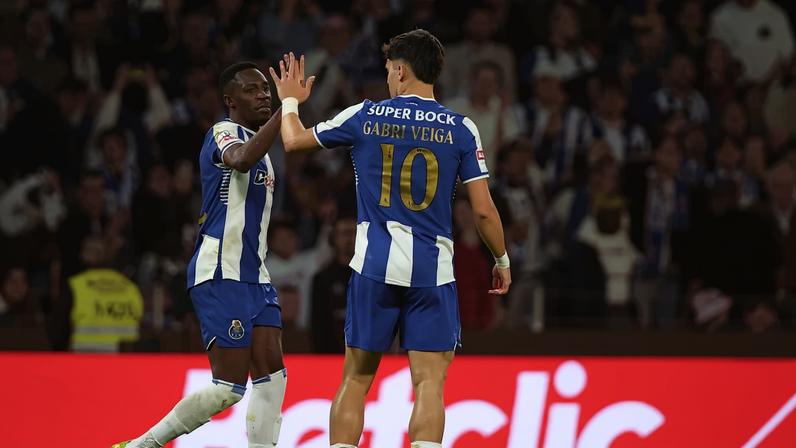 Porto vence Tondela e o banco vê a passagem da passadeira azul