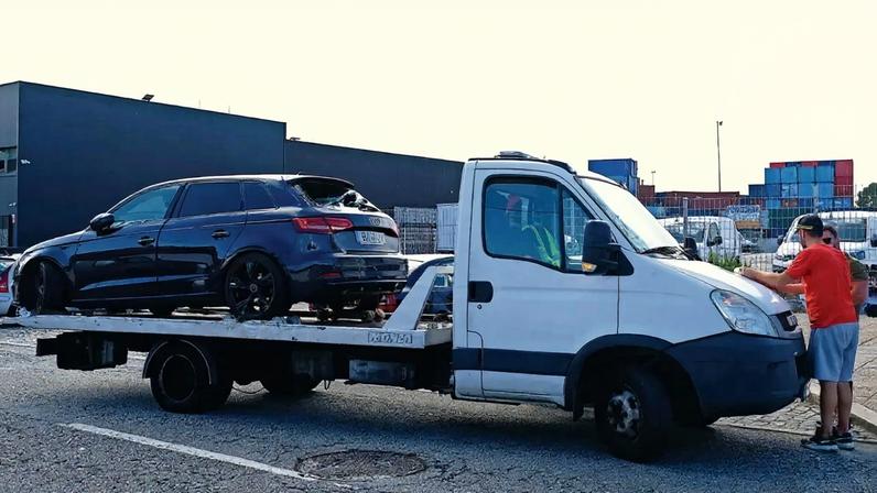 Reboques suspendem greve anunciada para a Páscoa