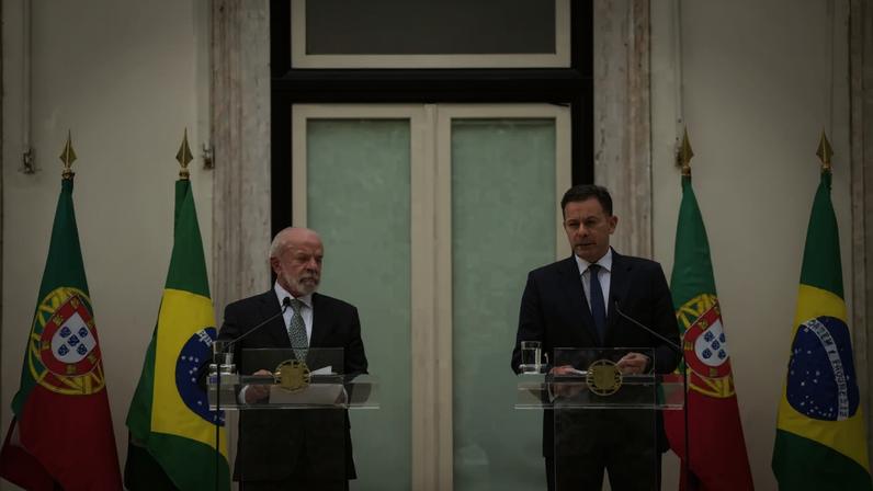 Ao lado de Lula, Montenegro elogia a integração impecável dos brasileiros