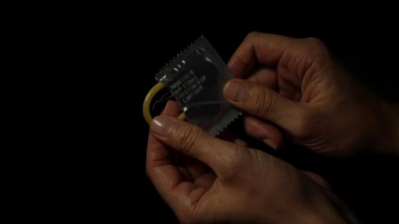 Preços de preservativos sobem devido à guerra no Irão