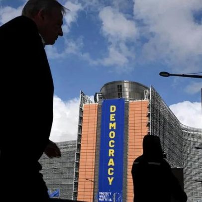 Hungria e Eslováquia aprovam empréstimo de 90 mil milhões a Kiev