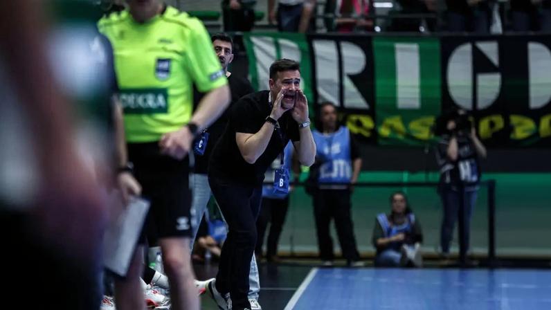 Caso do balneário do Dragão envolve Ricardo Costa e questionamento médico