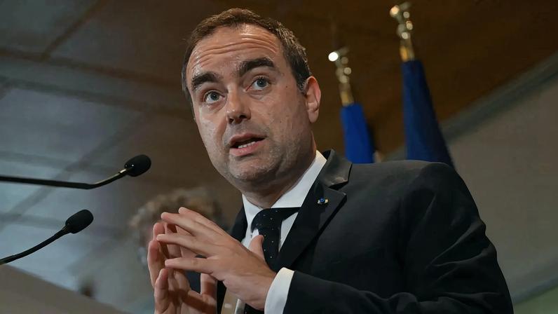 França reforça locais de culto na Páscoa ante risco de nova forma de terrorismo