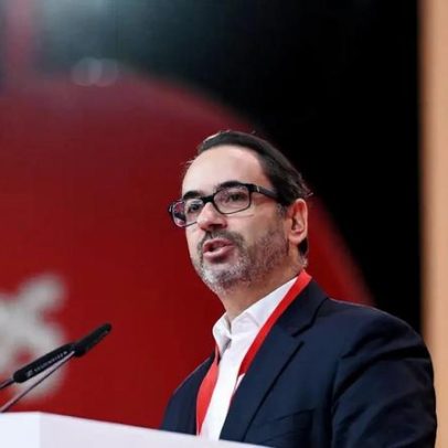 Sucessor de Mourinho também é despedido pelo Fenerbahçe