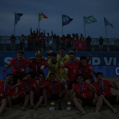 Seleção campeã europeia de futebol de praia homenageada pela FPF