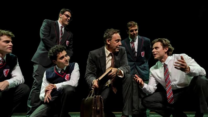 Clube dos Poetas Mortos regressa ao palco