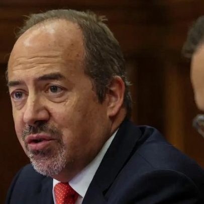 Álvaro Santos Pereira vende ações adquiridas em janeiro