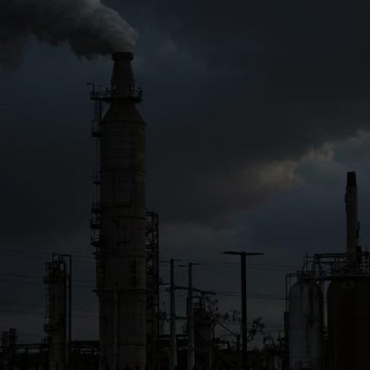 Preço do petróleo atinge pico desde o início da guerra no Médio Oriente