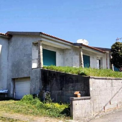 Mulher assassinada em Albergara-a-Velha tinha saído de casa há um ano