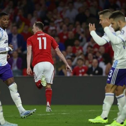 Sonho europeu do Nottingham de Vítor Pereira ganha forma