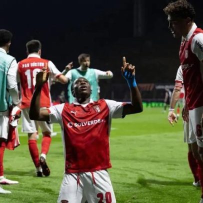 Dorgeles guia os Guerreiros rumo à final em Istambul