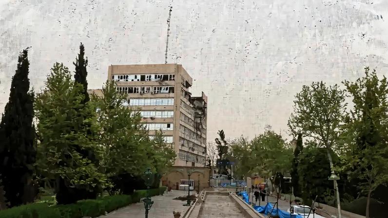 Trump afirma que piloto de avião de combate abatido foi resgatado