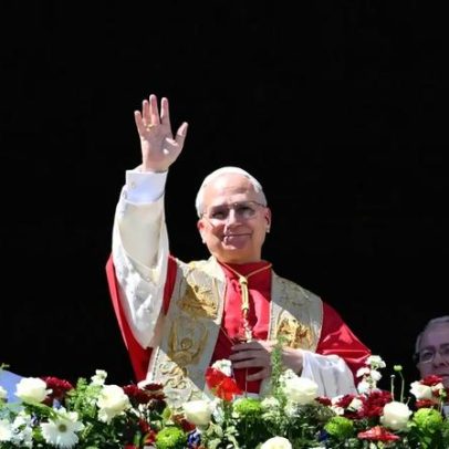 Papa apela a que quem tem poder para iniciar guerras escolha a paz