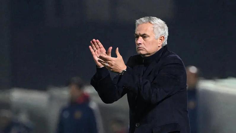 Águia enfrenta o fantasma do passado no 50º jogo de Mourinho