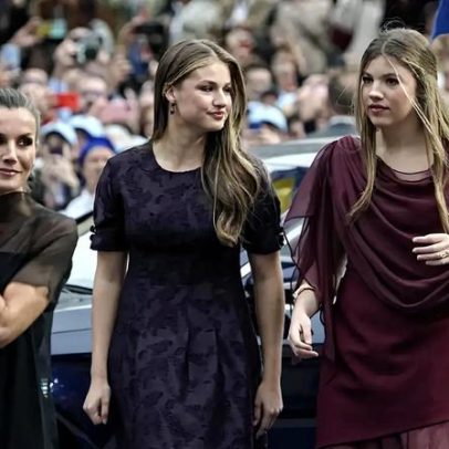 Letizia, Leonor e Sofía encantadas com Rosalía em Madrid