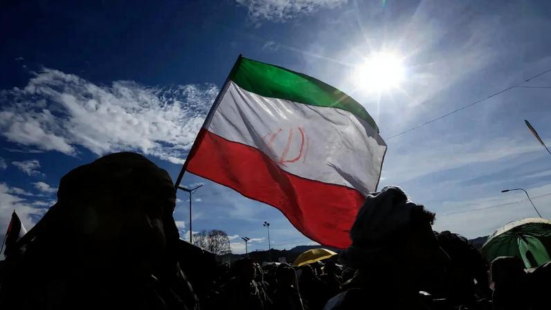 Irão detêm mais de 300 pessoas por alegada colaboração com inimigos