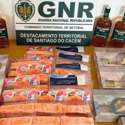 Simulam discussão para distrair funcionários e furtar uísque e bacalhau em Sines