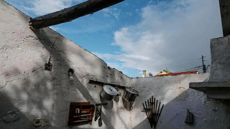 Apenas 10% das candidaturas para a reconstrução de casas já tiveram o apoio decidido.