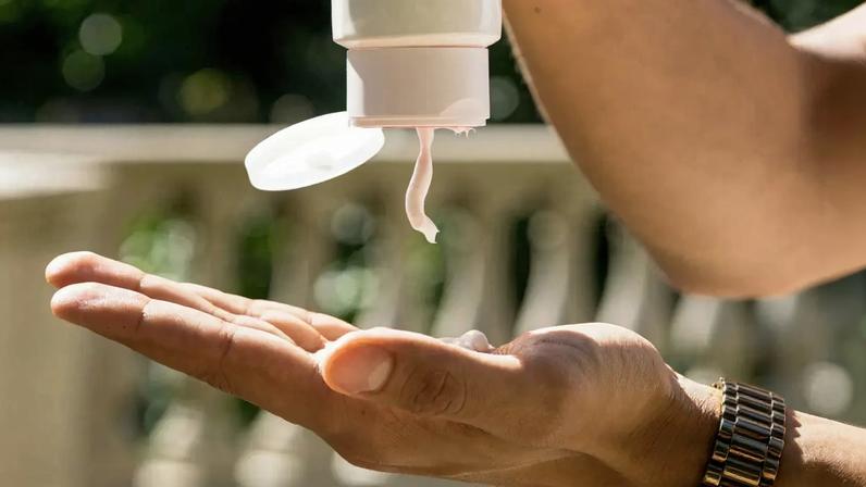 Infarmed dá conta de estudo europeu sobre riscos de produtos comprados online fora da UE